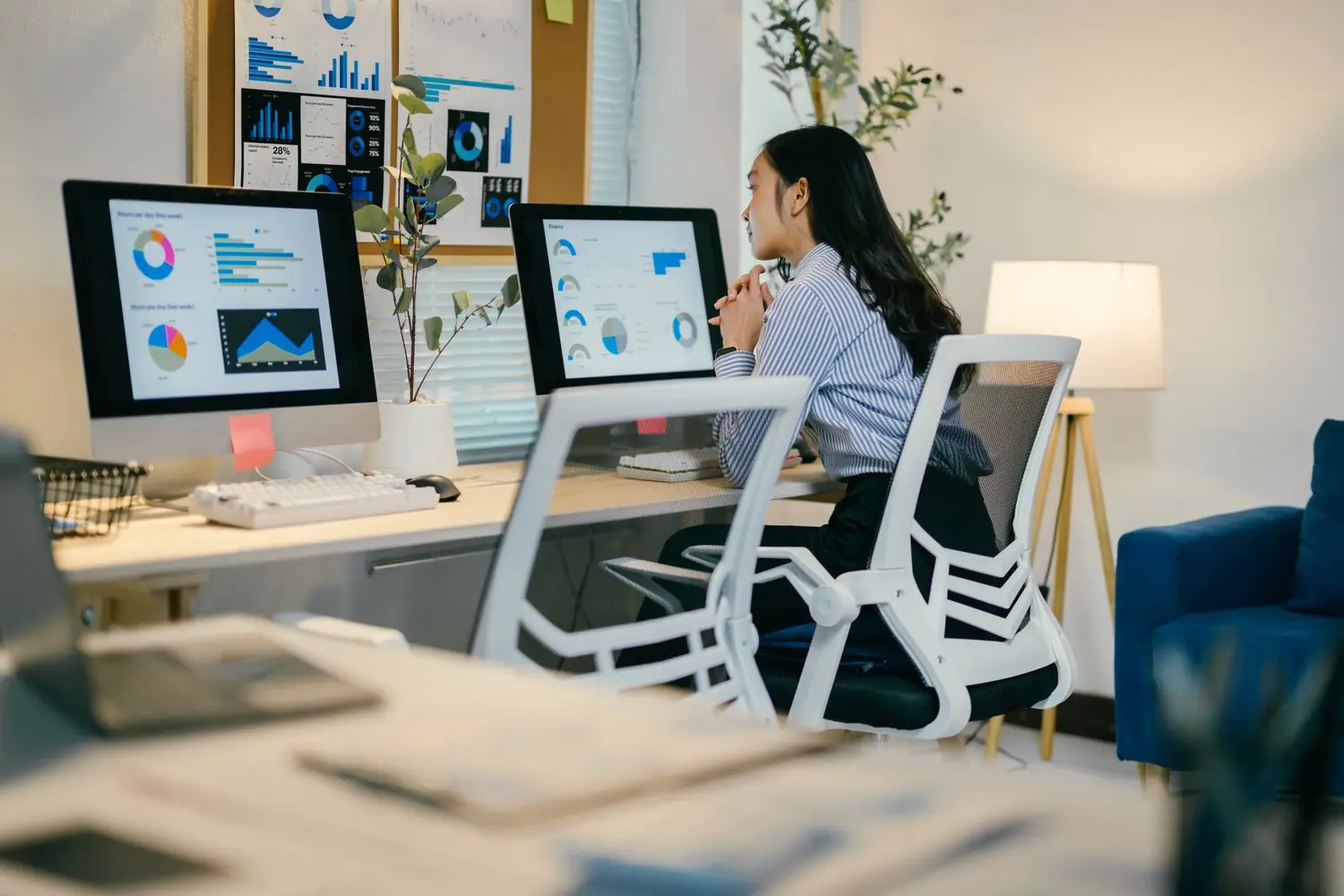 Ergonomia pracy przy komputerze dla traderów kryptowalut