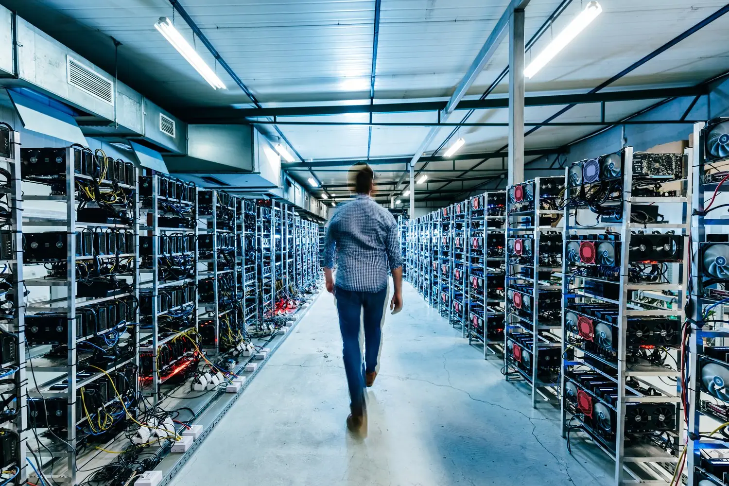 Zarządzanie energią w centrach danych crypto