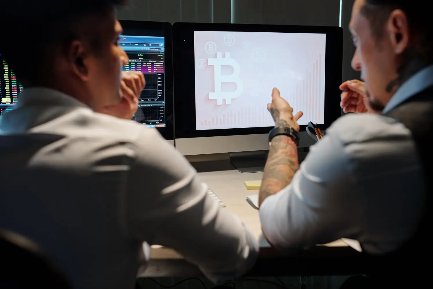 Zarządzanie procesami due diligence w fuzjach crypto